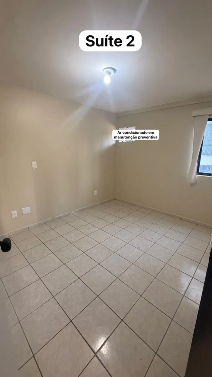 3-bedroom apartment in a building with a pool — photo 10