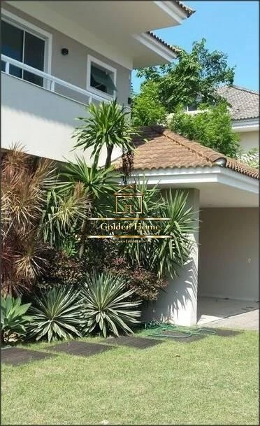 Triplex house with 5 en-suites and 3 parking spaces — photo 26