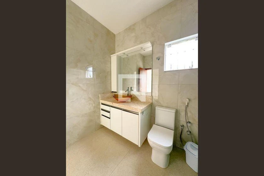 4-bedroom house, 3 with their own bathrooms, 194 m² — photo 23