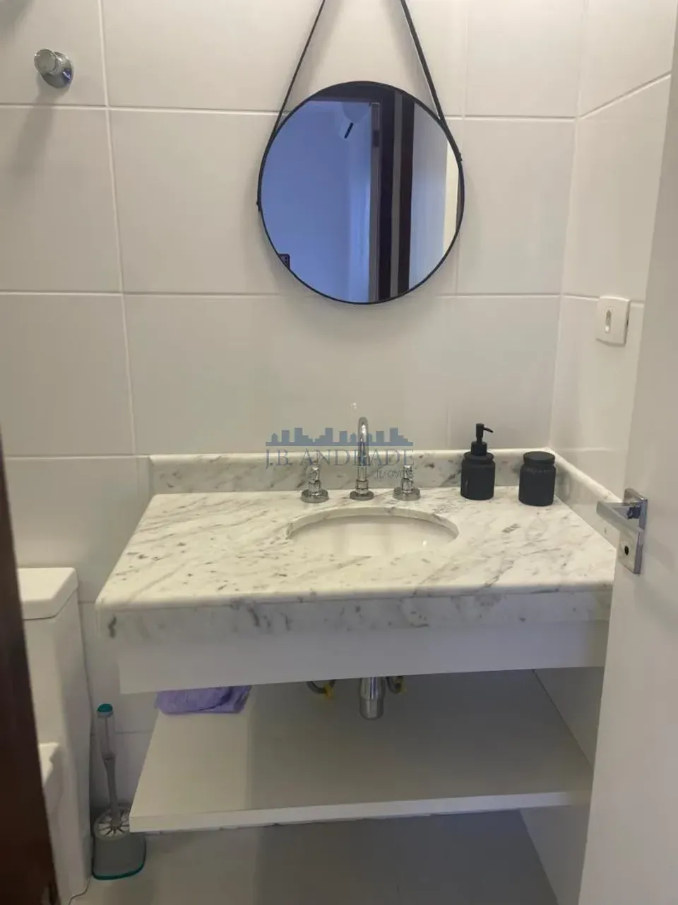 2-bedroom apartment with 1 bathroom and a suite — photo 19