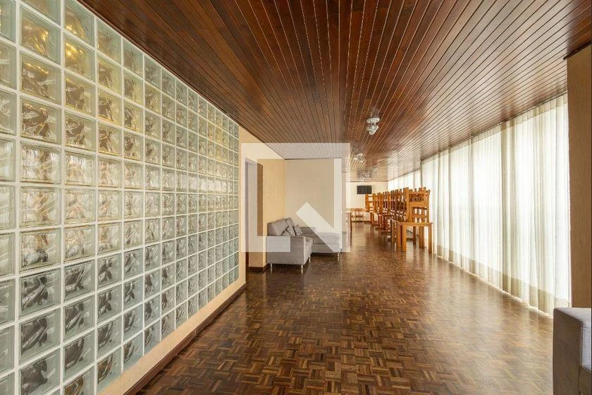 2-bedroom apartment with a bathtub in Curitiba — photo 37