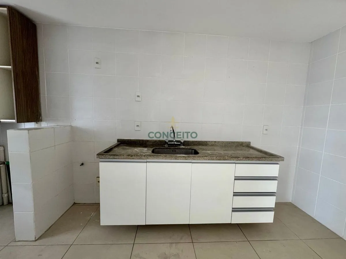 Unfurnished 154 m² apartment with a private garden — photo 20
