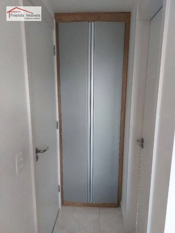 4-bedroom apartment in a building with a sauna — photo 36