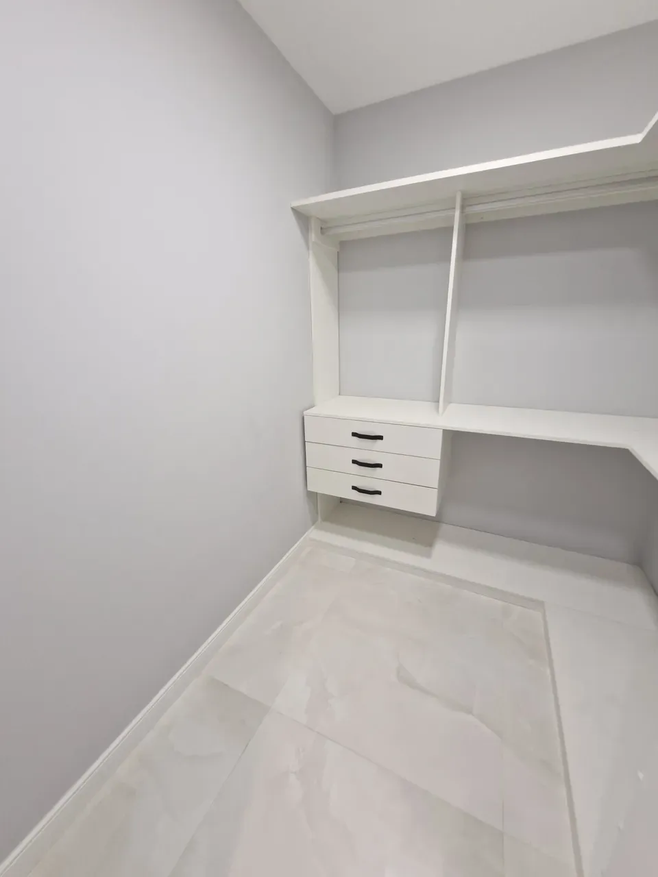 Furnished triplex house with open-plan kitchen and 490 m² — photo 10