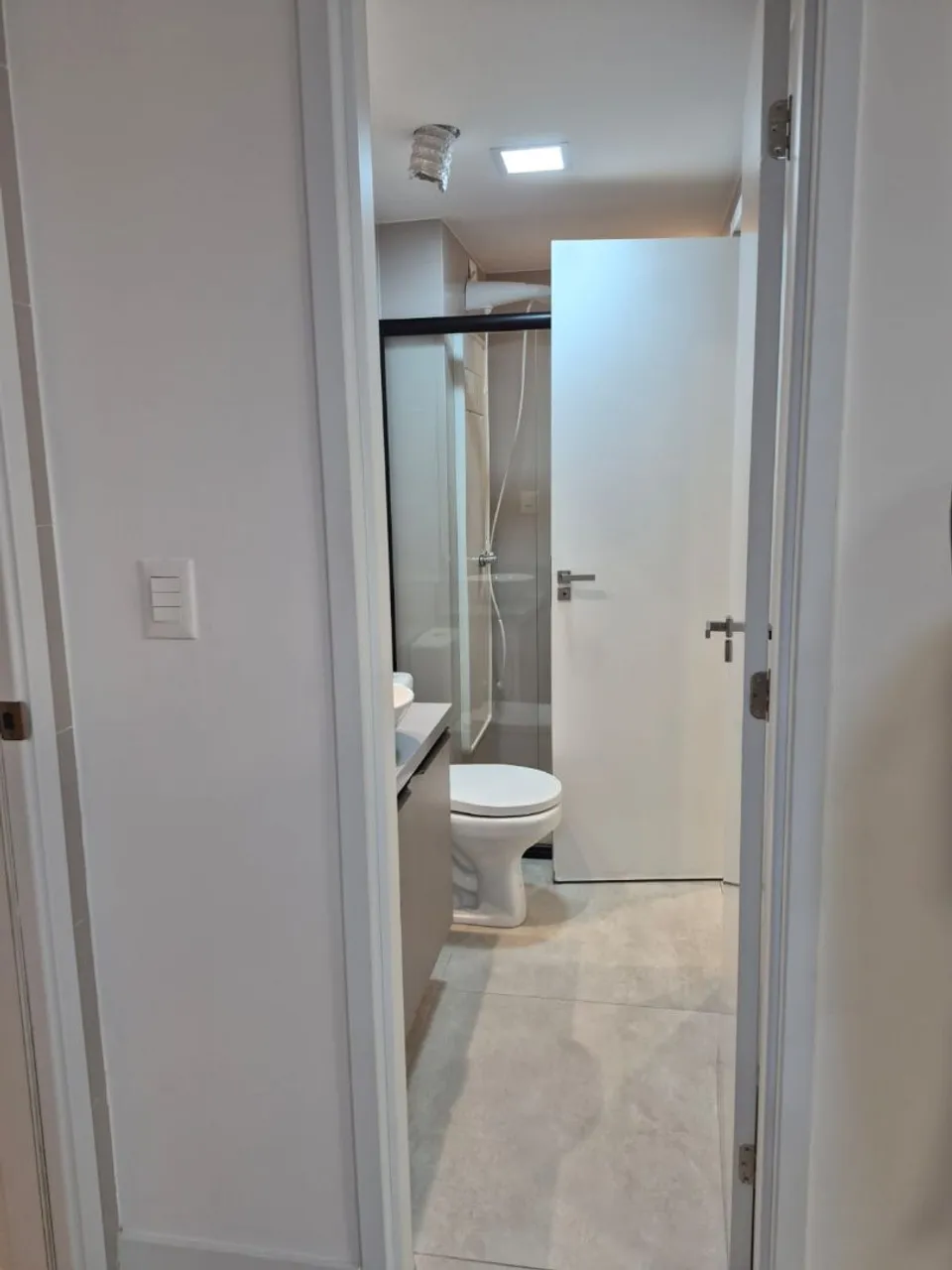 Furnished 2-bedroom apartment with balcony — photo 8