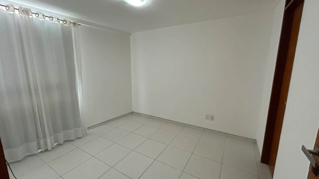 3-bedroom apartment with 2 en-suites and a balcony — photo 5