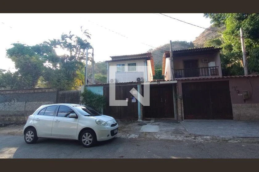 Furnished 140 m² house with 3 bedrooms and 3 bathrooms — photo 48