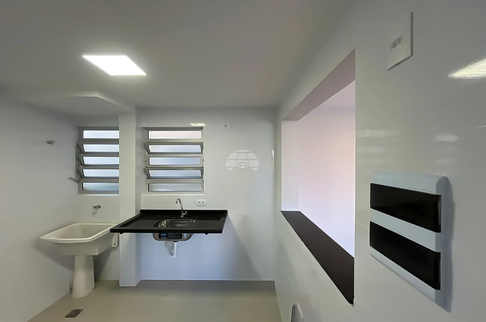Apartamento, 50 m², com piso de madeira ou laminado