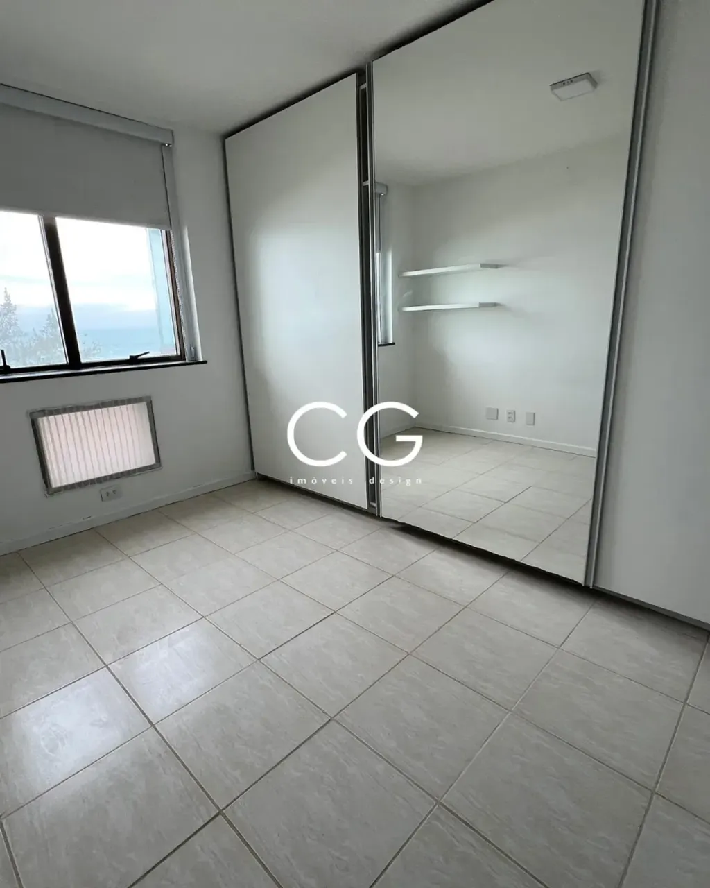 Apartment with 2 bedrooms and enclosed balcony — photo 9