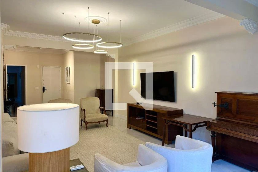 Furnished 220 m² apartment with 4 bedrooms and a suite — photo 42