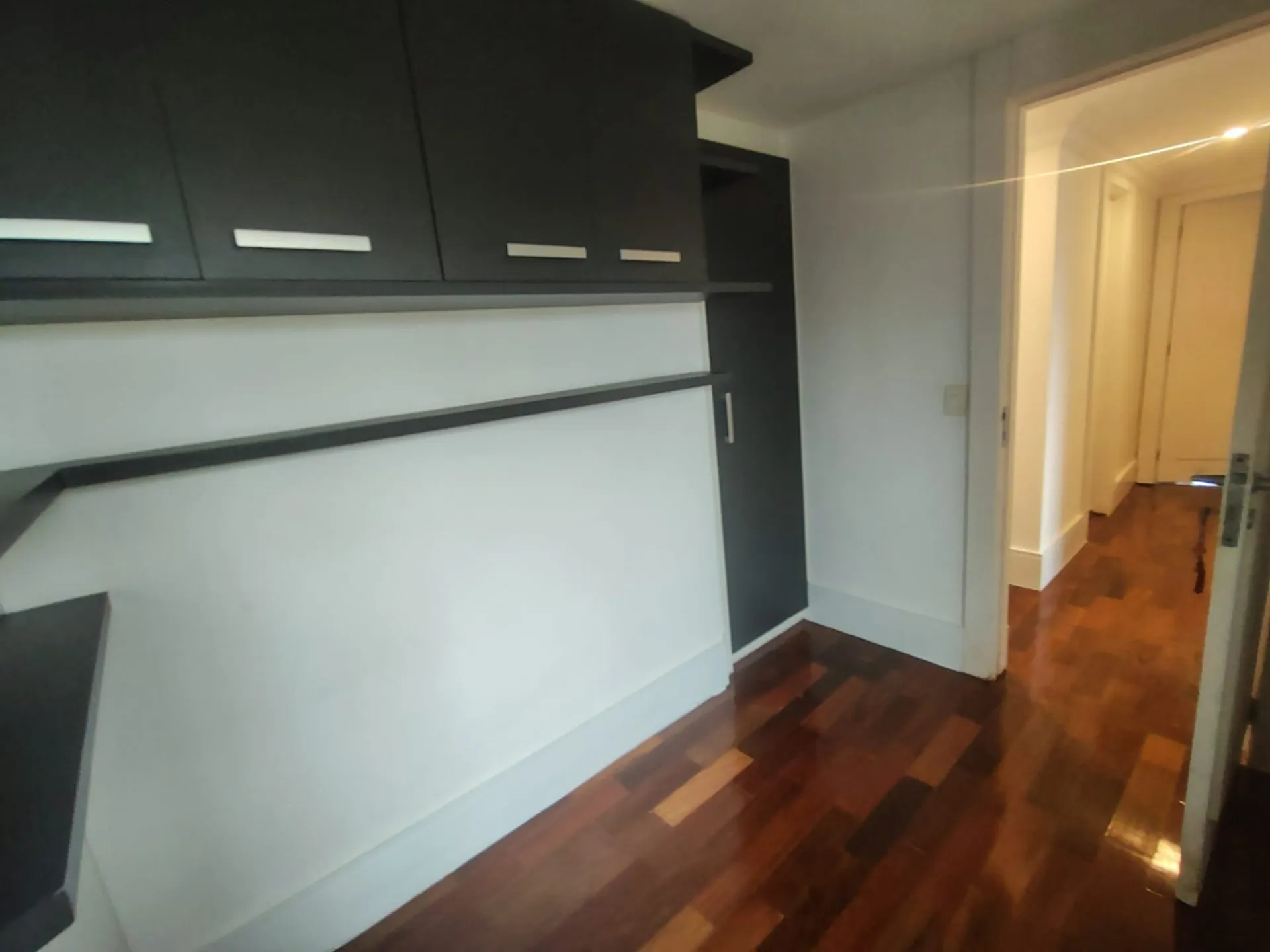Apartamento de 3 quartos com cozinha separada e 2 vagas — photo 27