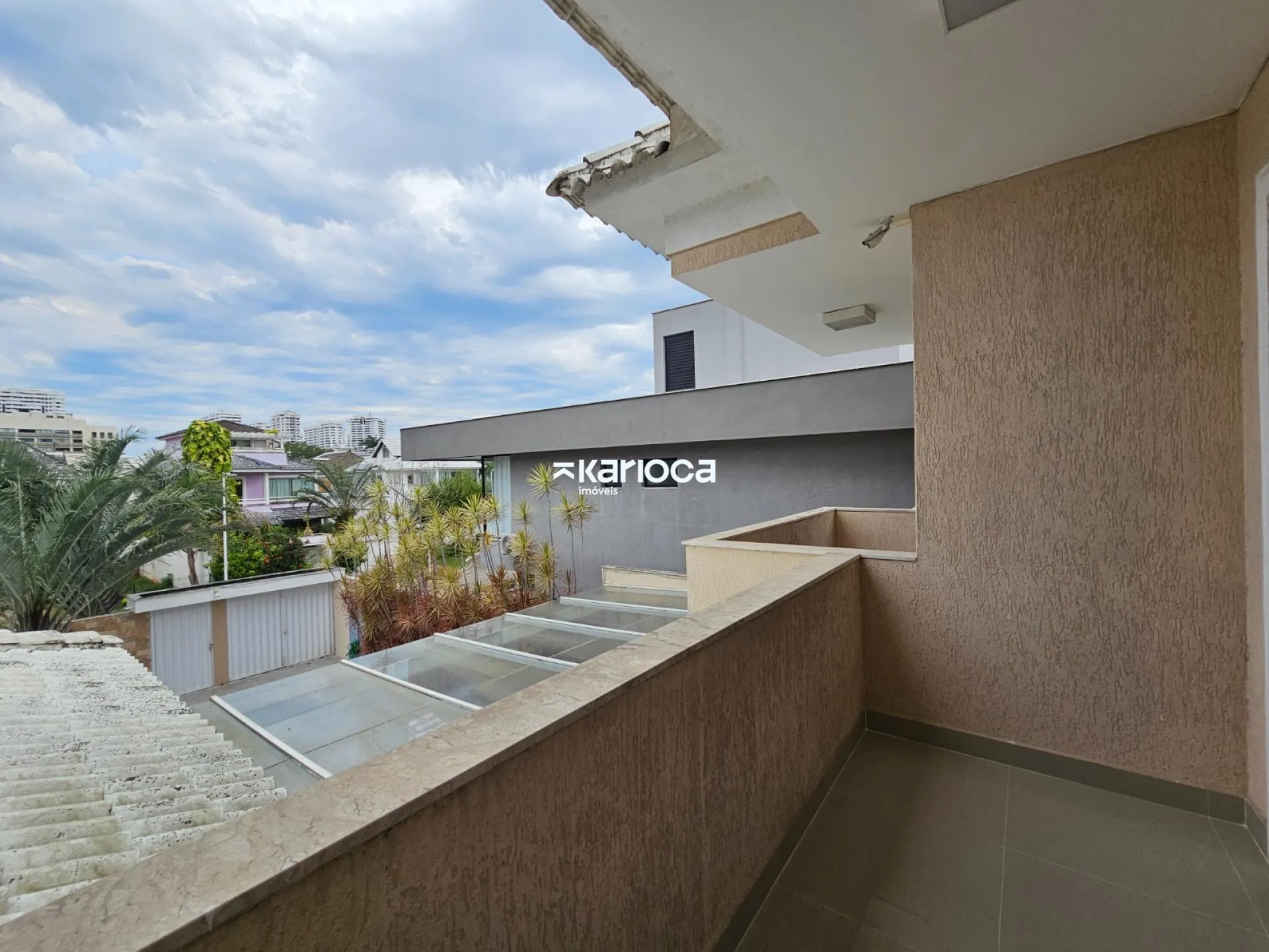 Furnished apartment with closed kitchen and 4 bedrooms — photo 36