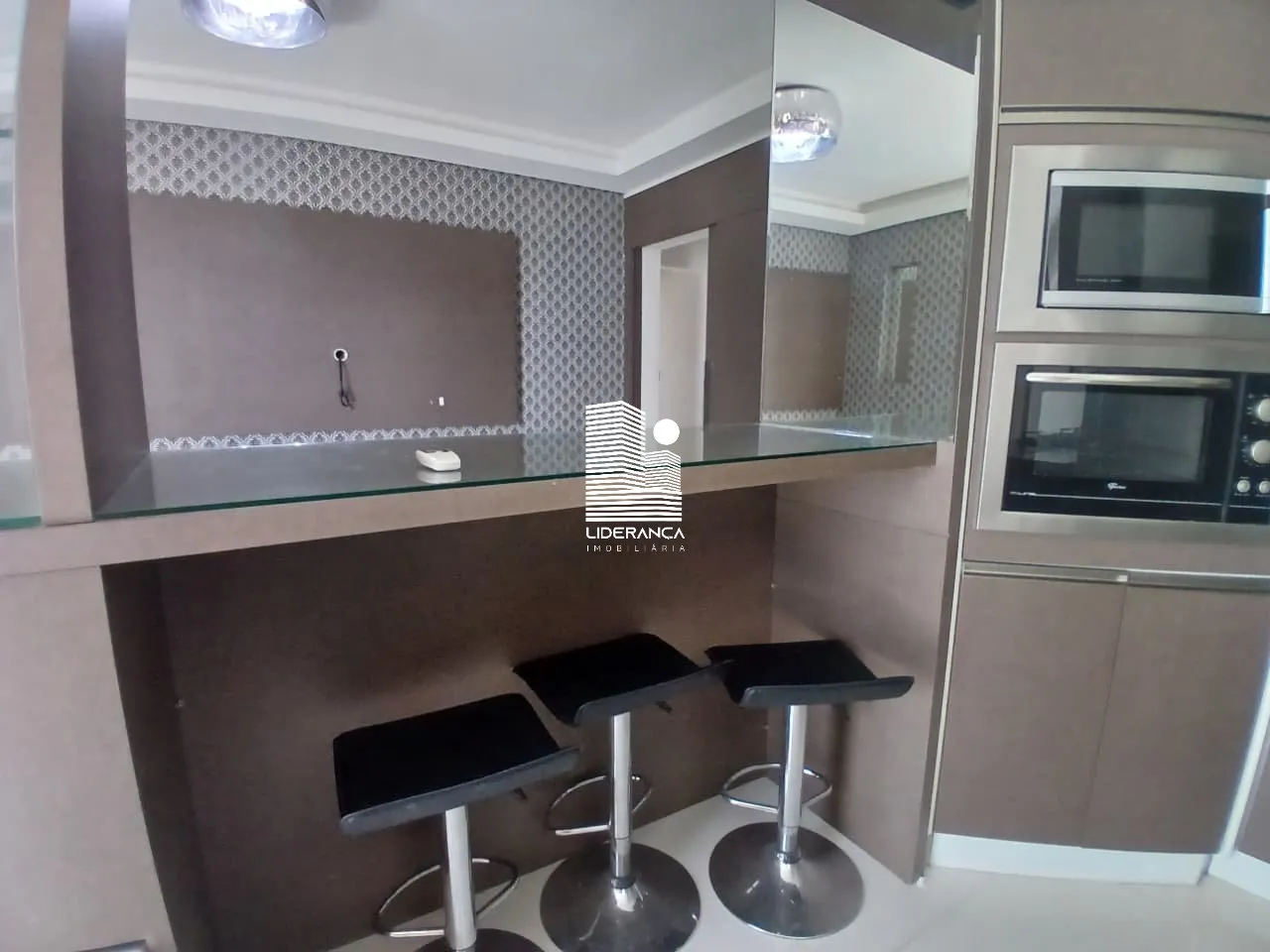 Apartamento mobiliado de 142 m² com 3 quartos e varanda — photo 10