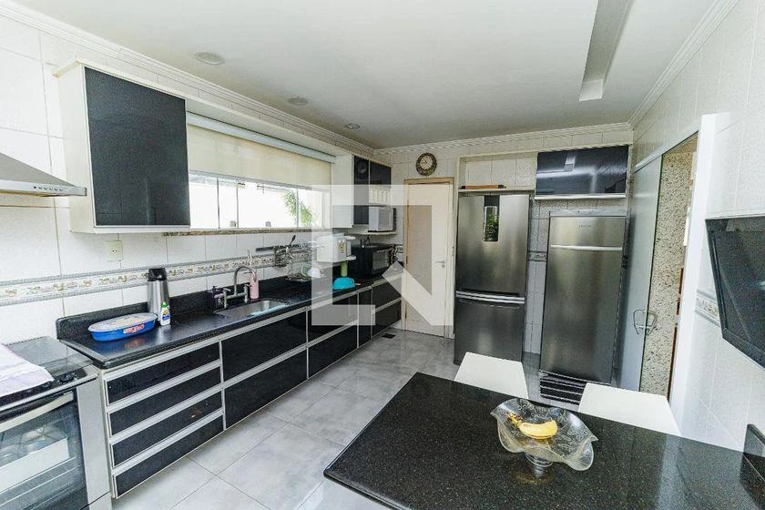 Casa mobiliada, 406 m², com banheira — photo 17