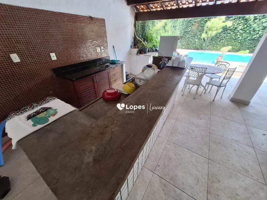 Casa com 6 quartos e 720 m² com piscina e sauna — photo 40