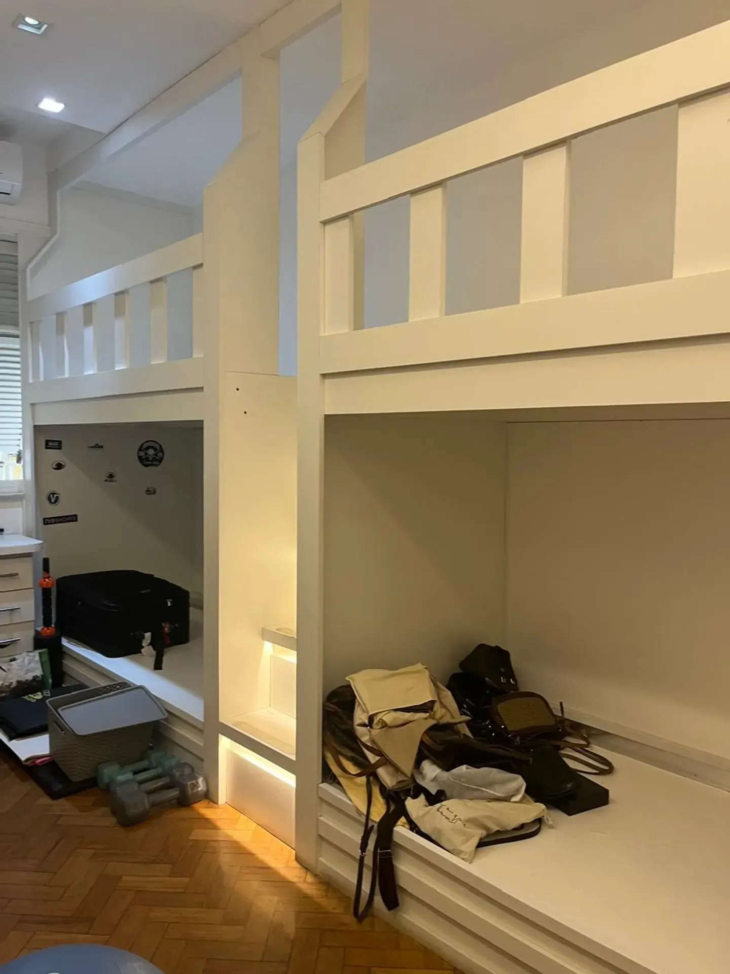 Apartamento com 4 quartos e ar-condicionado — photo 36