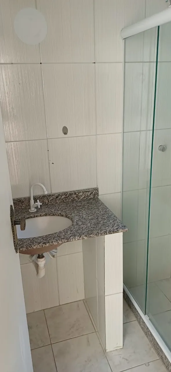Apartamento com 2 quartos e 2 banheiros com box de vidro — photo 8