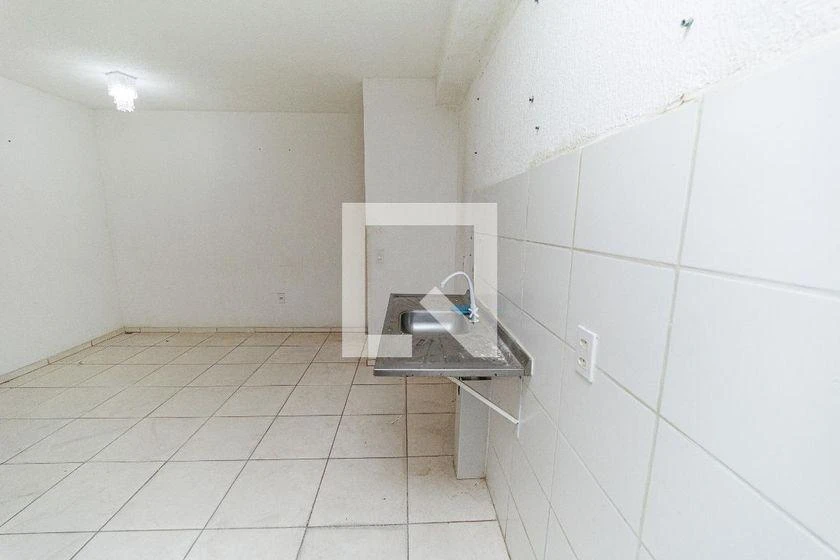 2-bedroom apartment in a building with a pool — photo 3