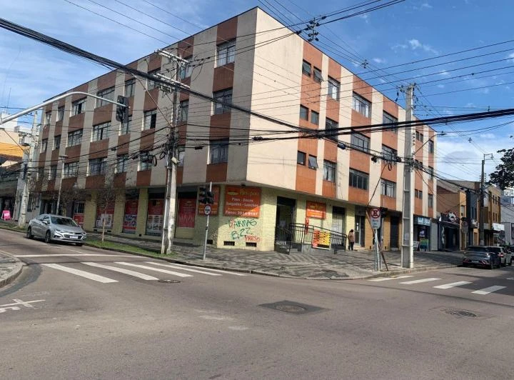 Apartamento de 3 dormitorios con suite y 1 plaza — photo 2