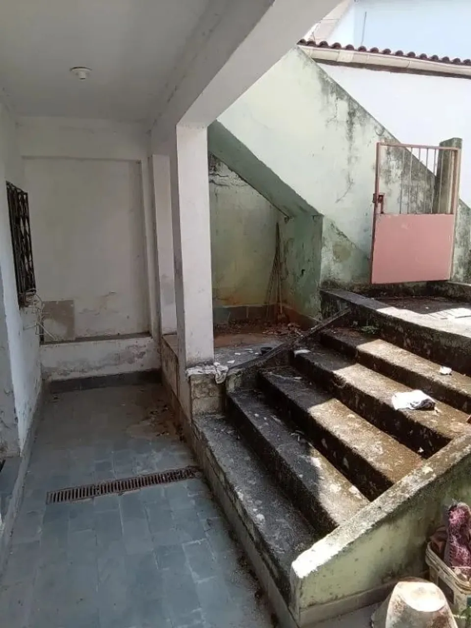 Unfurnished house with 1 bedroom and separate kitchen — photo 3