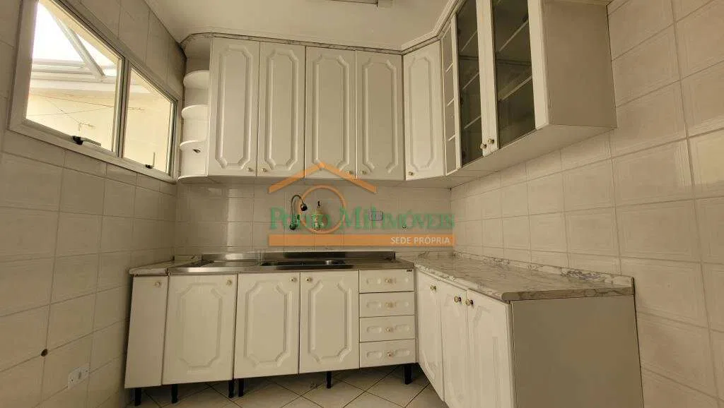 2-bedroom apartment with a washing machine in Curitiba — photo 8