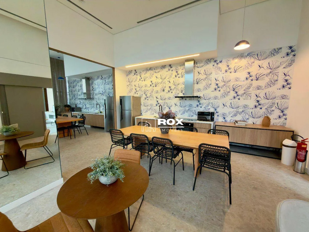 36 m² furnished studio with an open-plan kitchen — photo 14