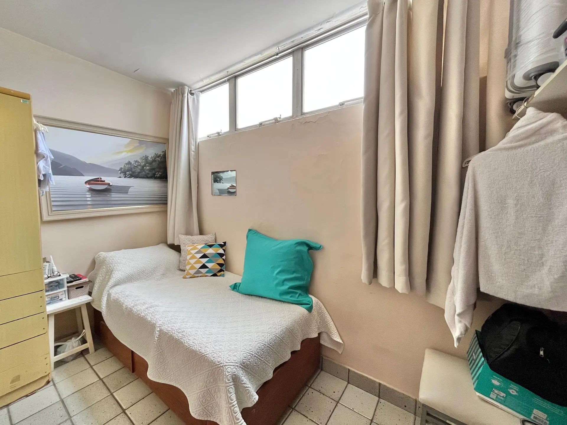 Furnished apartment, 450 m², with a water view — photo 75