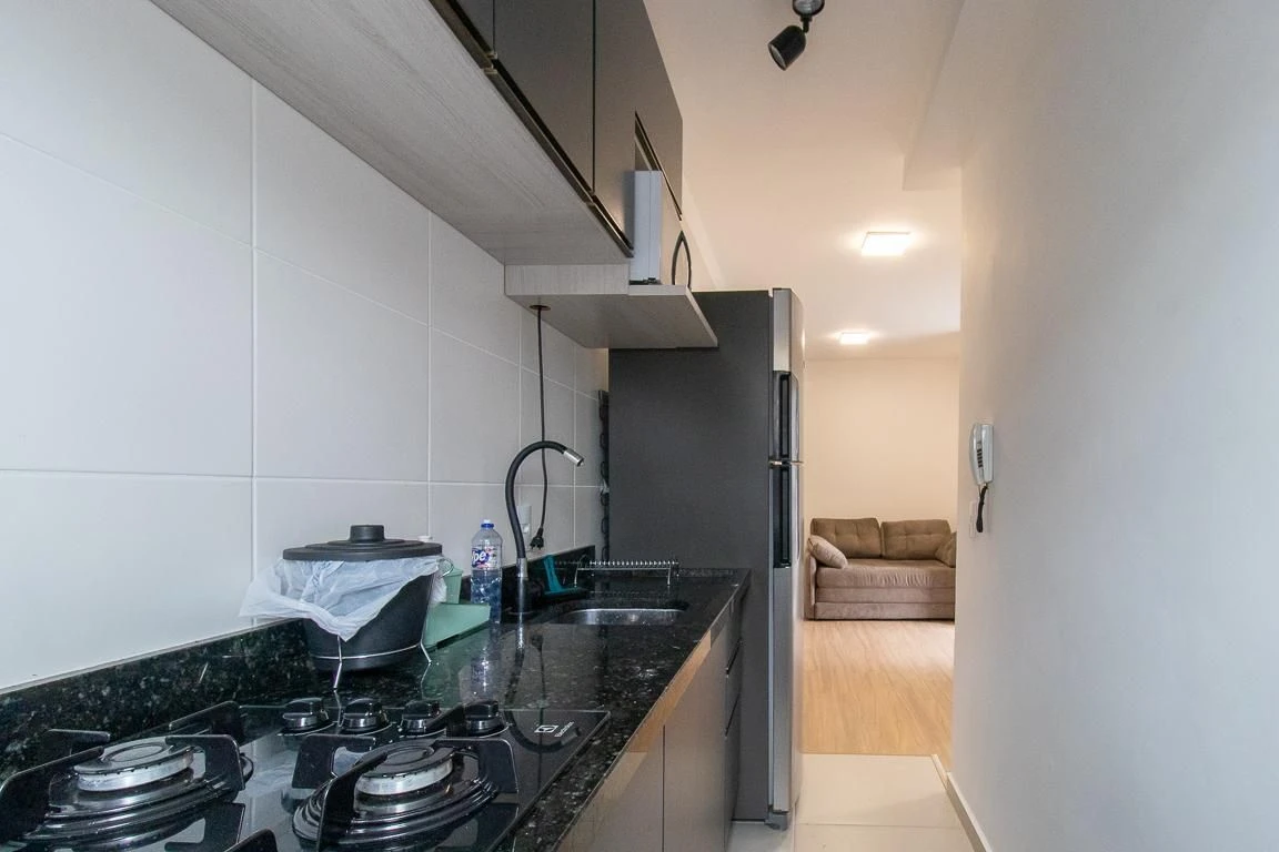 One-bedroom apartment with a washing machine in Curitiba — photo 6