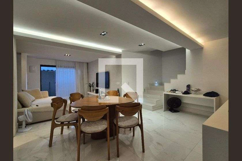 Будинок на 4 спальні з 270 м² і кухнею відкритого плану — photo 24
