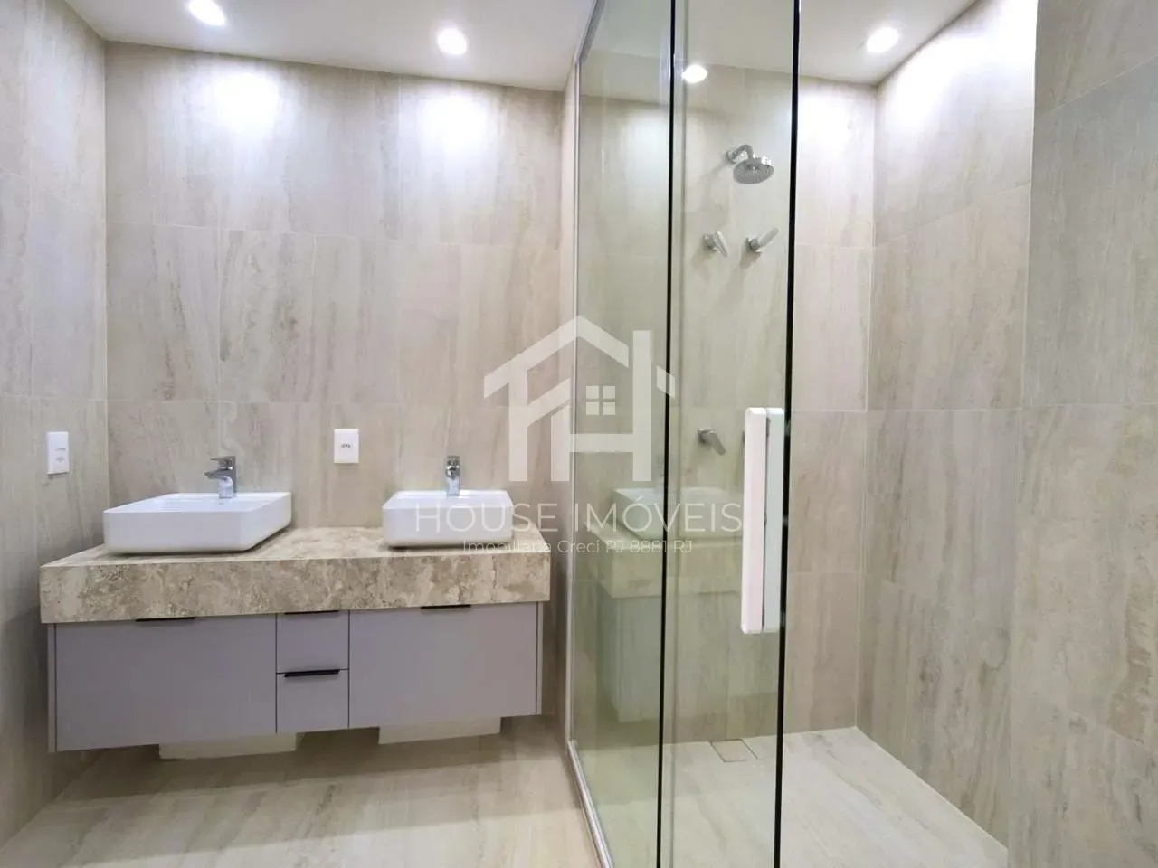 Departamento de 3 dormitorios con ventanales de piso a techo — photo 32