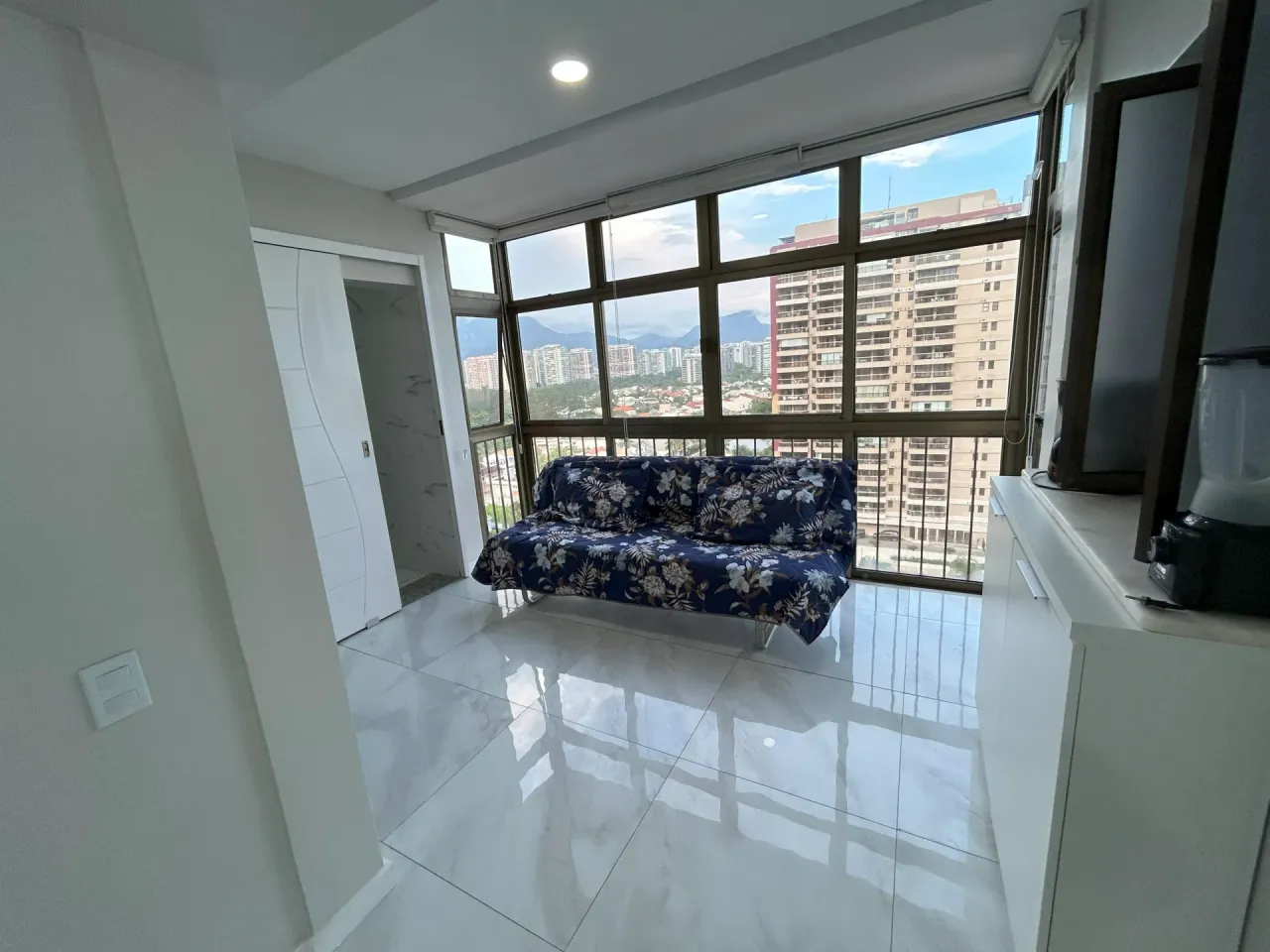 Furnished apartment with 2 bedrooms and 2 parking spaces — photo 5