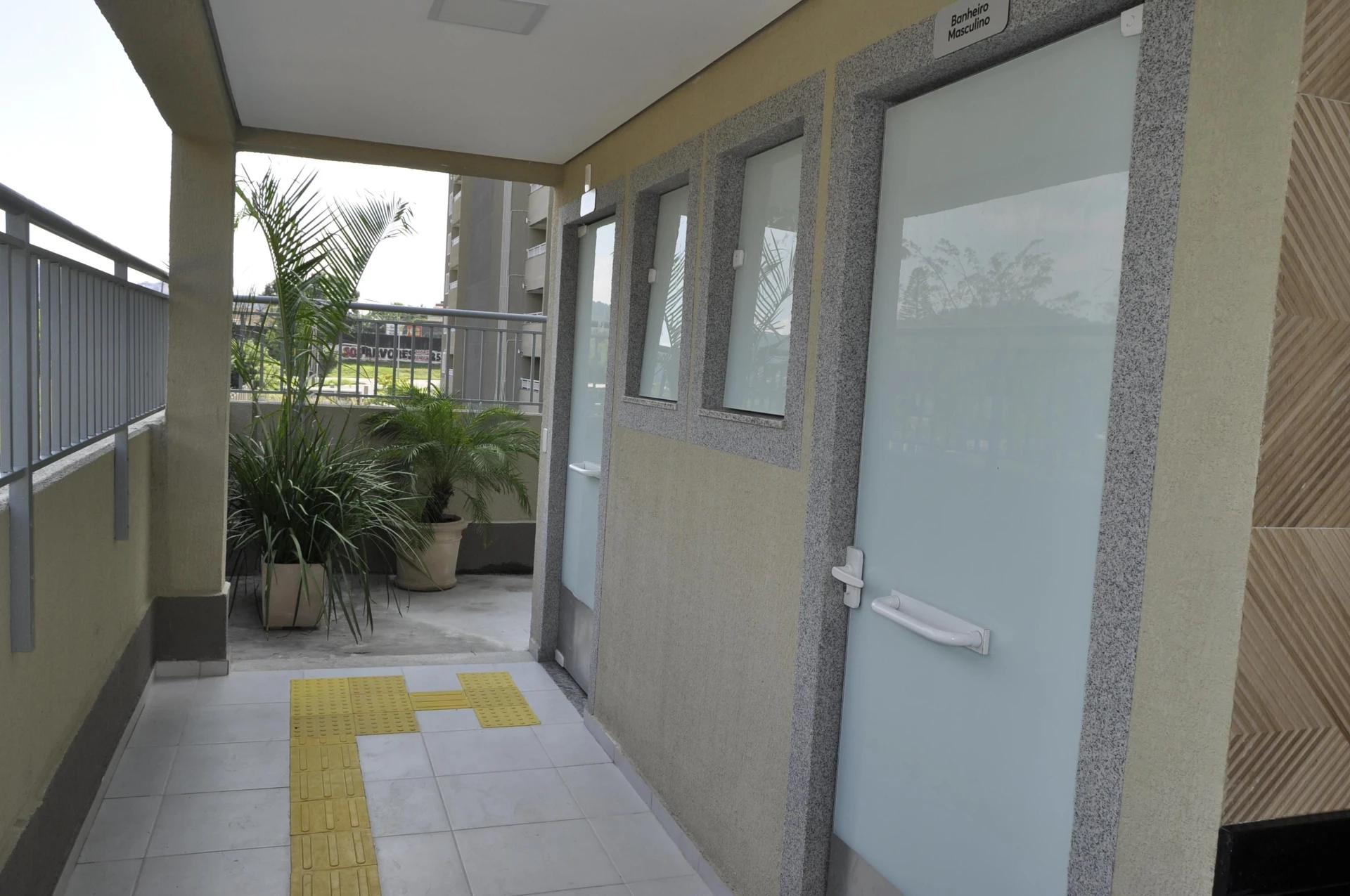 Apartment, 41 m², with a grill on the balcony — photo 39