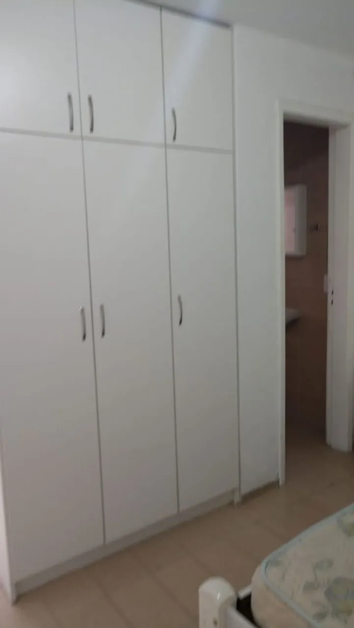 Furnished studio with 1 bedroom, 1 bathroom and parking — photo 12