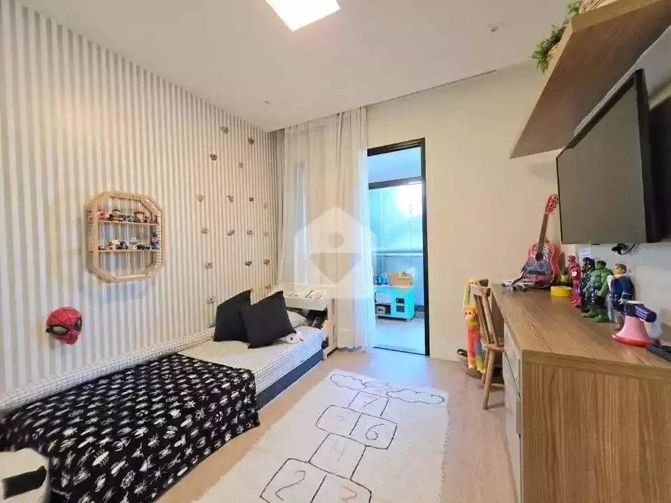 Мебльована квартира 231 м² з 4 спальнями-сюїтами і 4 місцями — photo 26