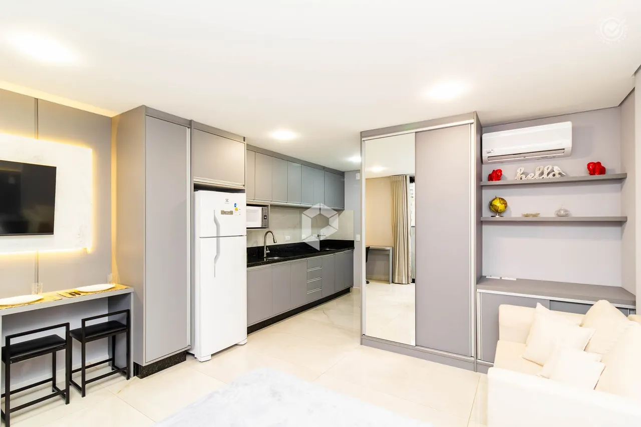Furnished 1-bedroom apartment with a balcony — photo 7