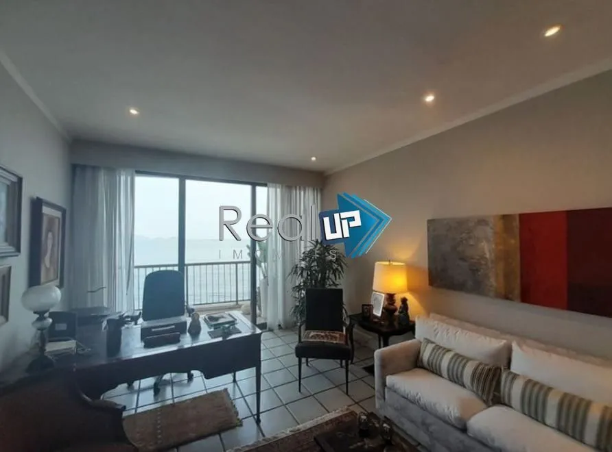 Furnished apartment with 4 bedrooms and an open kitchen — photo 27