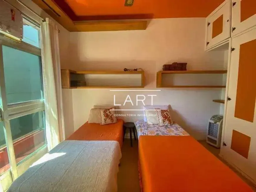 4-bedroom apartment, 315 m², with 2 parking spots — photo 24