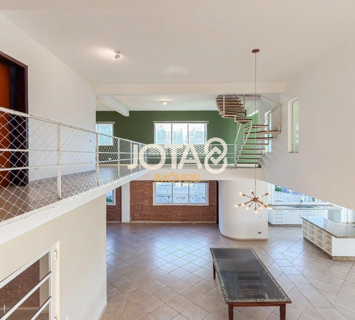 Spacious house with 3 en-suite bedrooms and 526 m² — photo 15