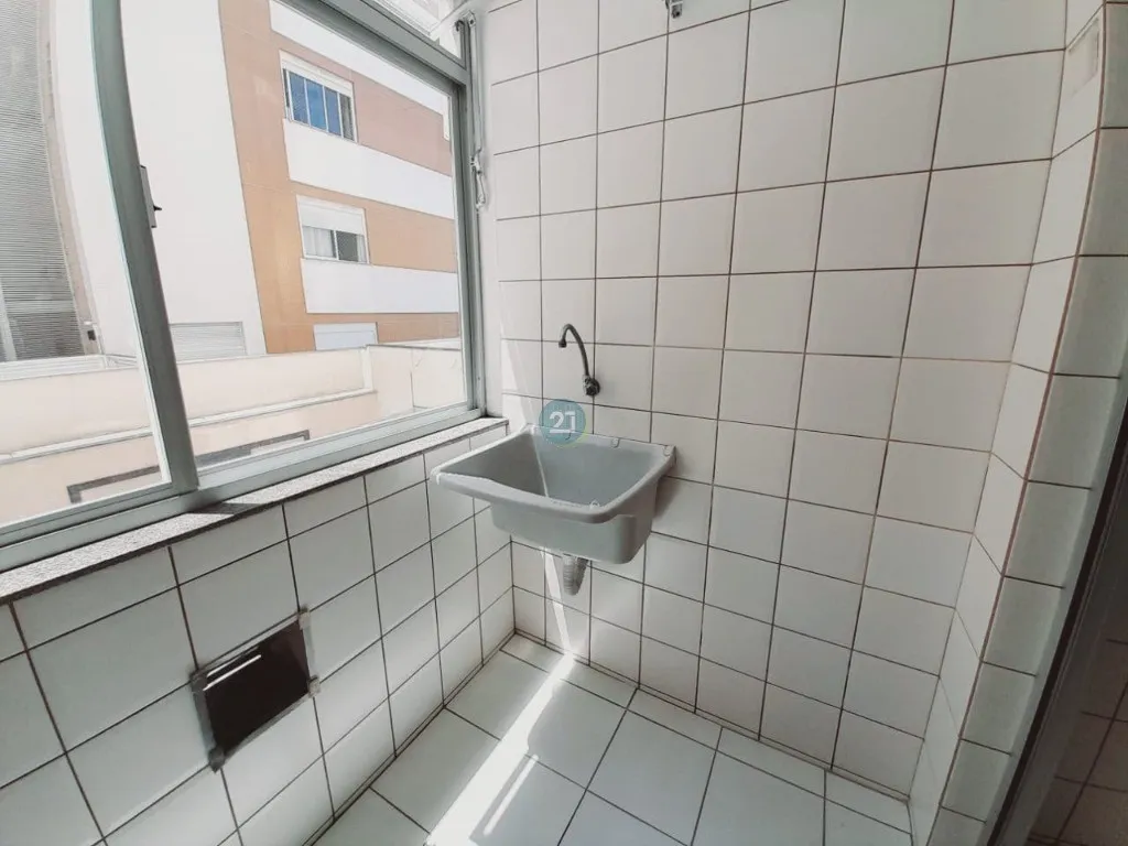 Balcony apartment with 2 en-suites and 198 m² — photo 6