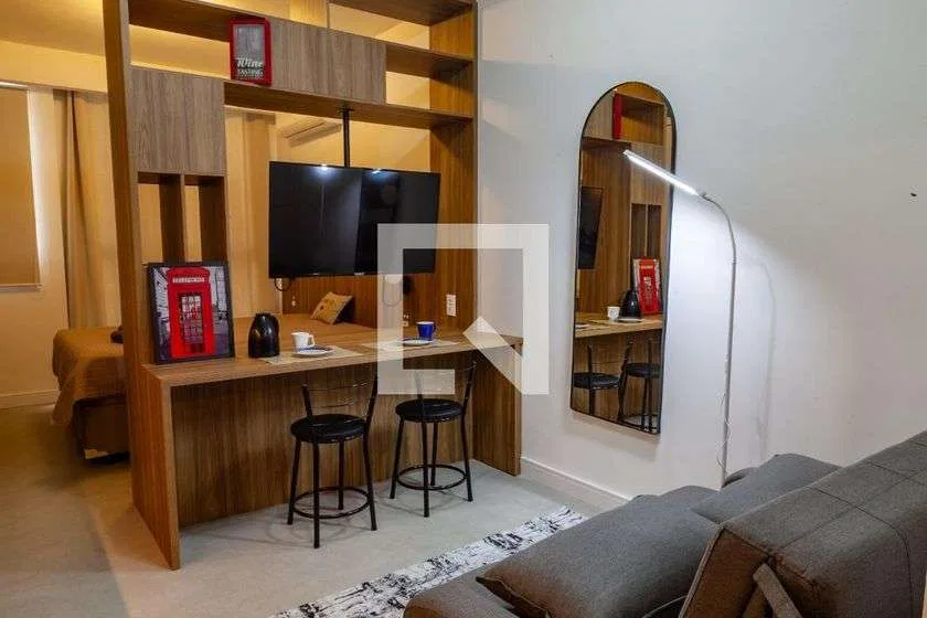 31 m² furnished studio with a private garden