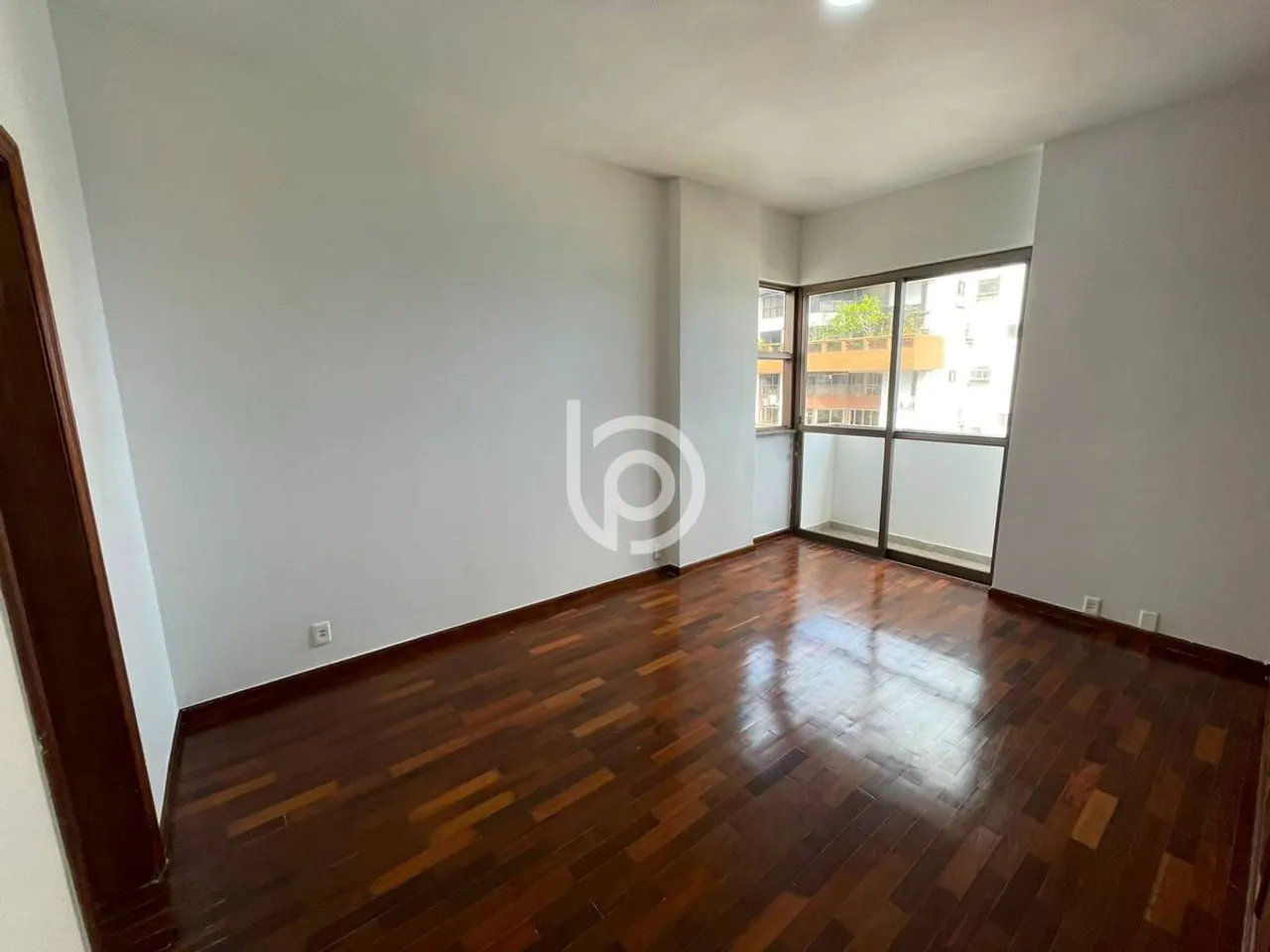 Rental apartment with 4 bedrooms and 4 bathrooms — photo 18