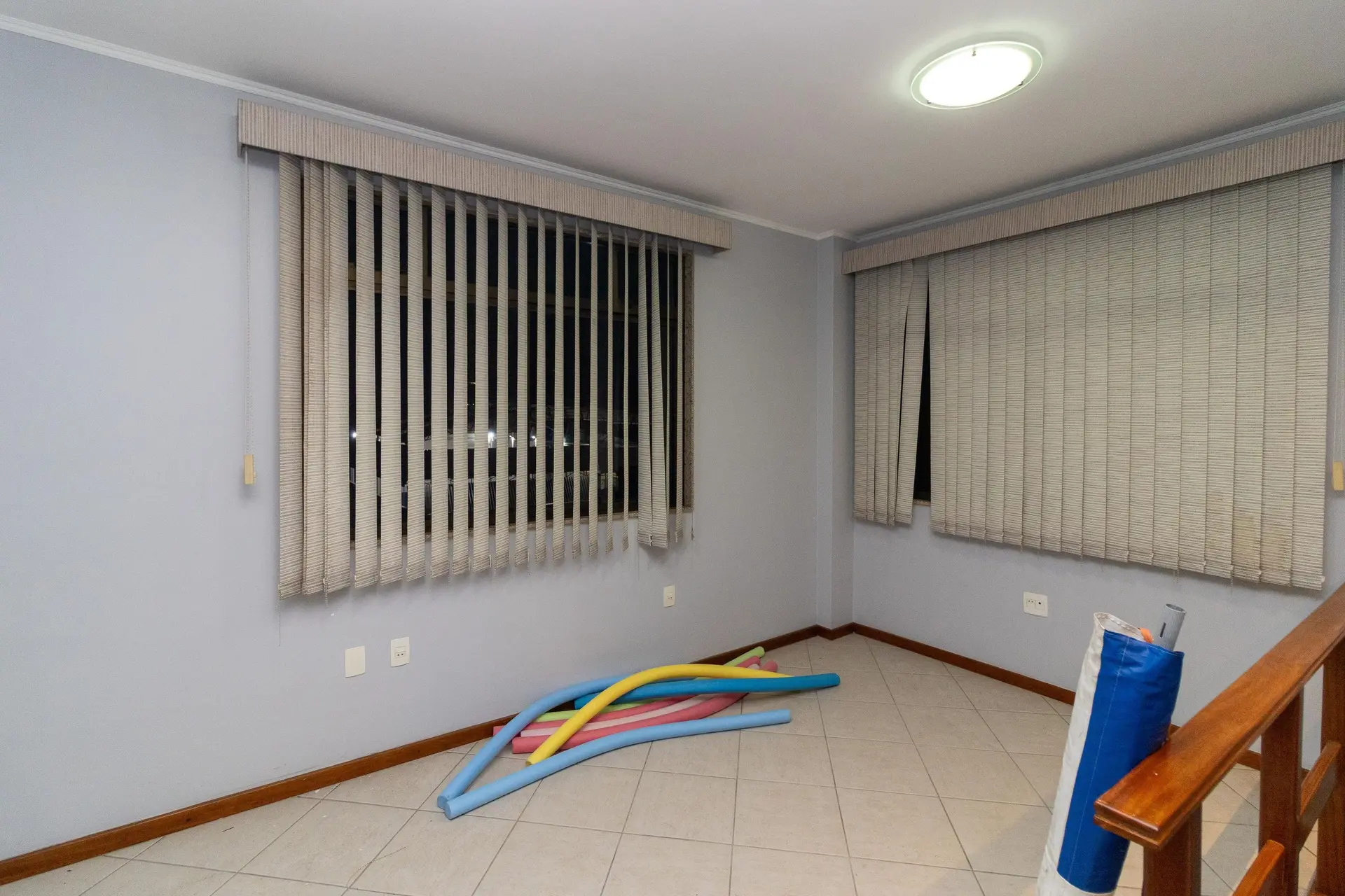 4-bedroom apartment with 2 en-suite bathrooms and garden — photo 75