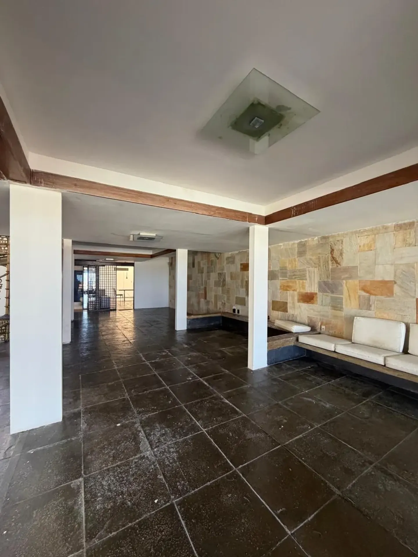 4-bedroom house with a water view in João Pessoa — photo 9
