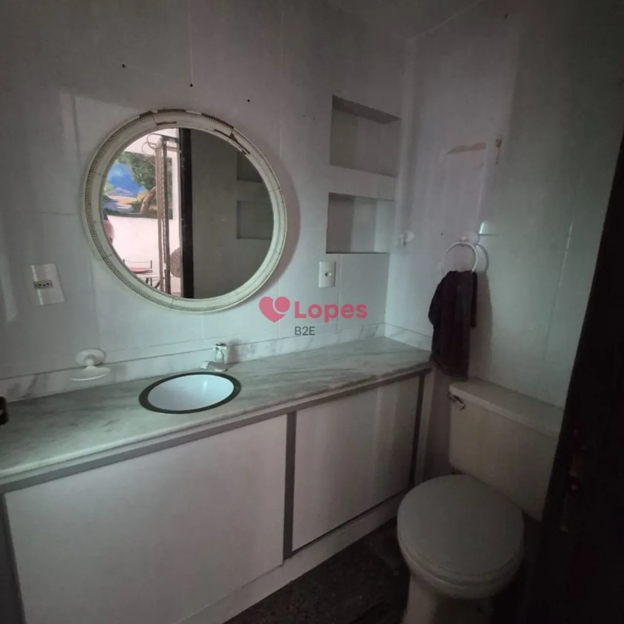 Furnished apartment, 180 m², with a water view — photo 3