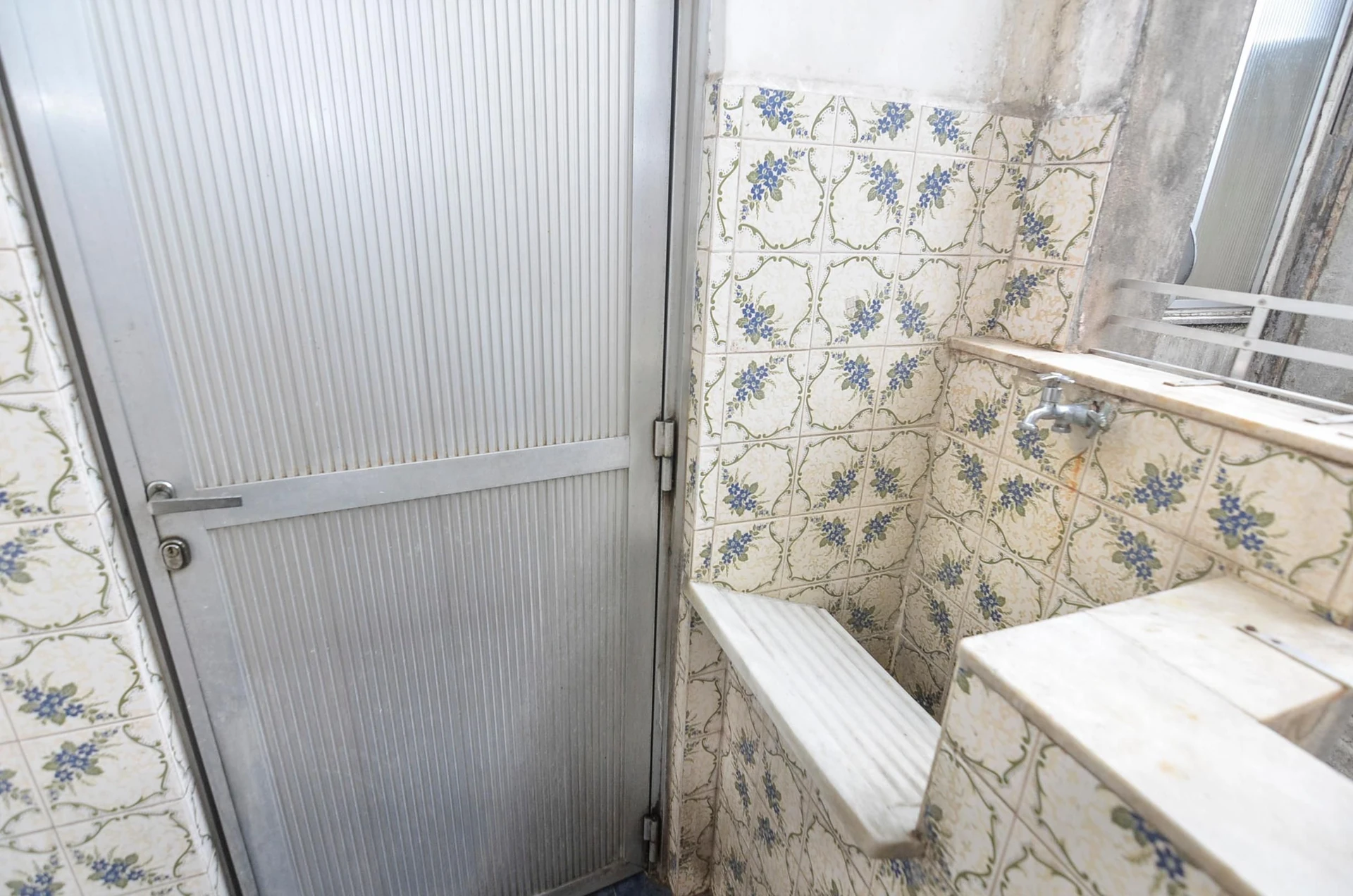 Невмебльована квартира з 2 спальнями та балконом — photo 7