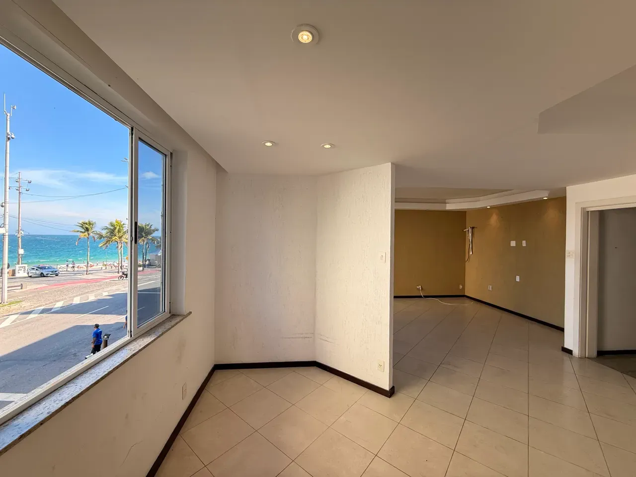 Apartamento sem mobília com 3 quartos e 3 banheiros — photo 2