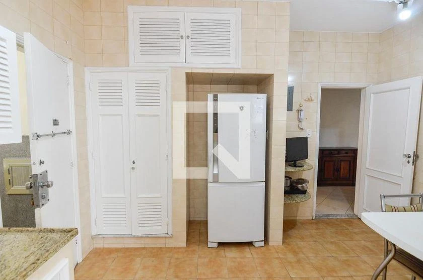 110 m² apartment with a washing machine and a home office — photo 17