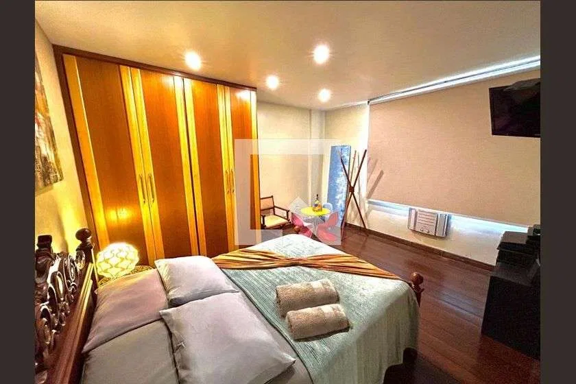 Apartamento amueblado de 100 m² con 2 dormitorios y plaza — photo 9