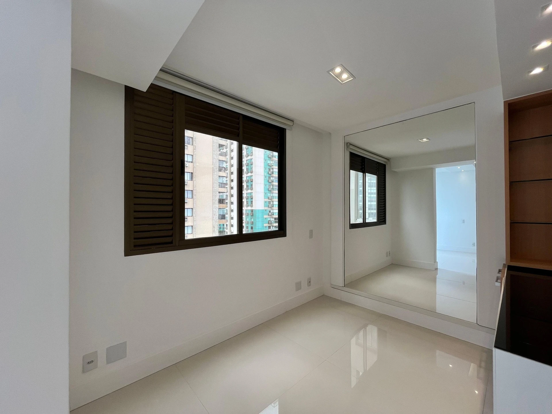 Apartamento com janelas do piso ao teto, Barra da Tijuca — photo 37