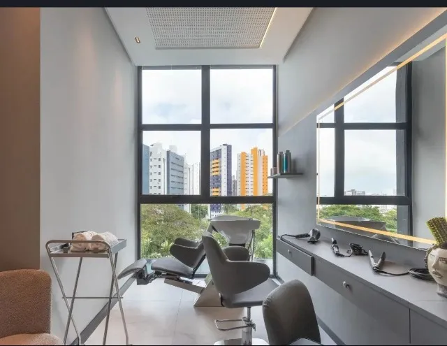 3-bedroom apartment with a home office — photo 8